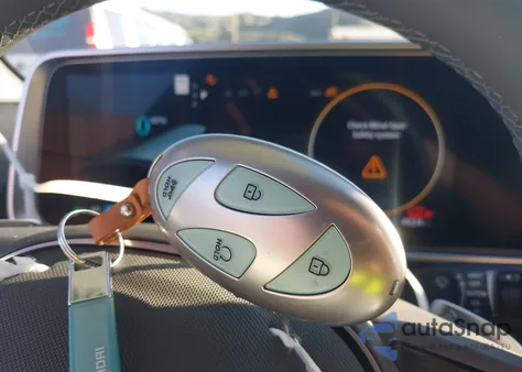 2025 Hyundai Ioniq 6 Limited z USA, uszkodzony, nr VIN KMHM54AAXSA116719